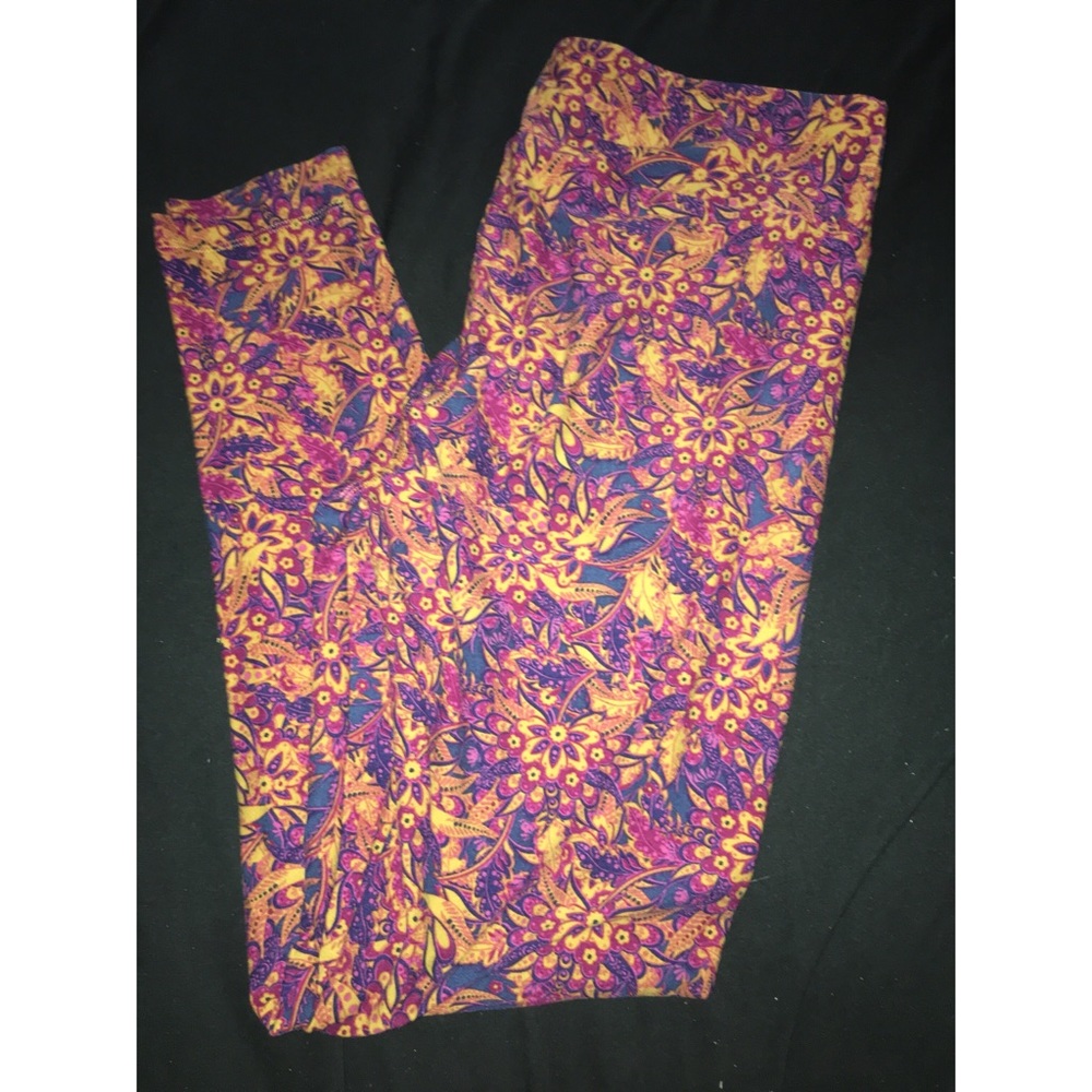 TC LuLaRoe Paisley Print Leggings